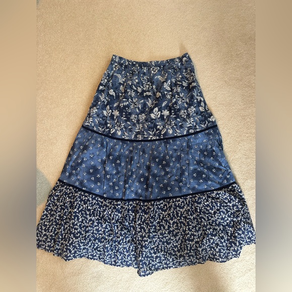 Tiered Blue Midi Floral Skirt - Picture 1 of 3